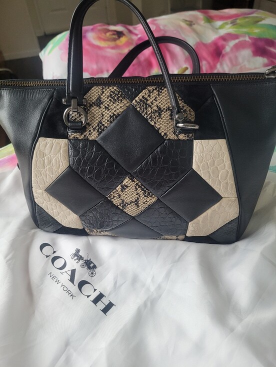 Coach Handbags - Coach Purse, Vintage. "Canyon Quilt Primrose" In  embossed leather